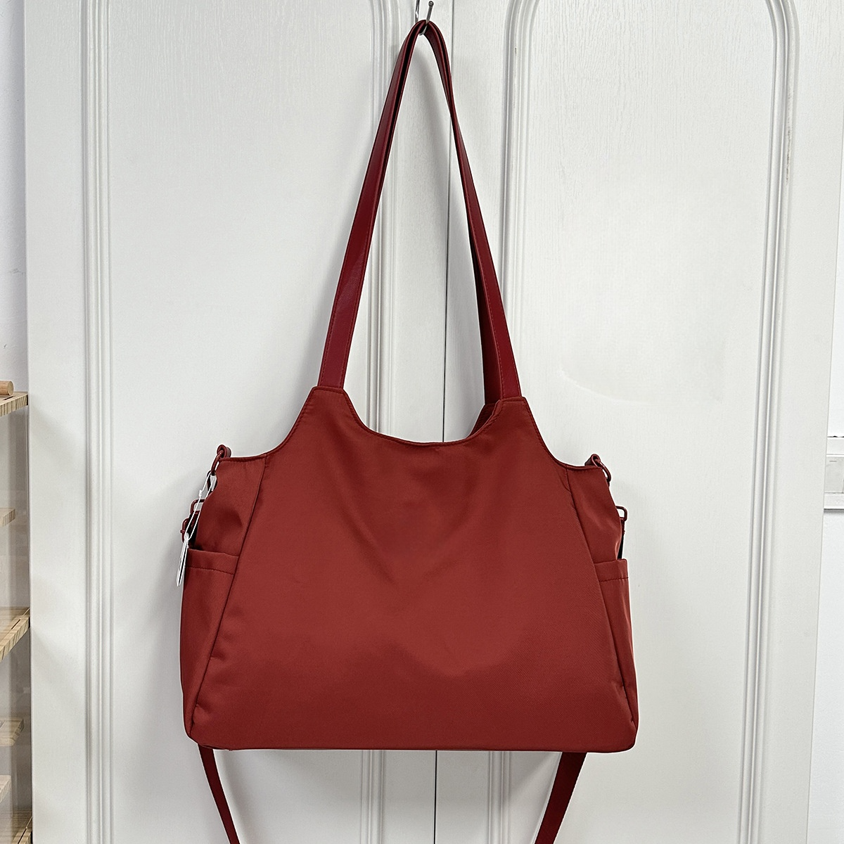 #429.99 women's new one-shoulder underarm bag leisure sports fitness bag